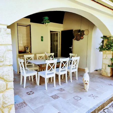 Nada 5 Star, Something Really Special, Full Service Included * Omišalj